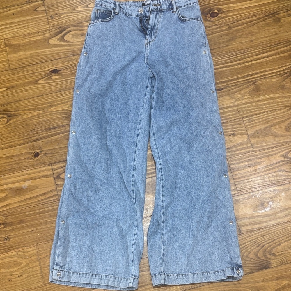 BDG Urban Outfitters Size 26 Jeans With Button Down Sides